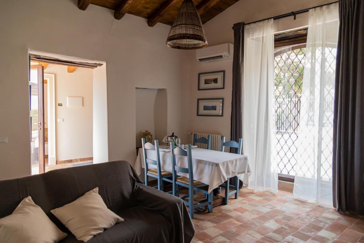 La Cantina Villa Di Campagna 阿奇雷亚莱 外观 照片