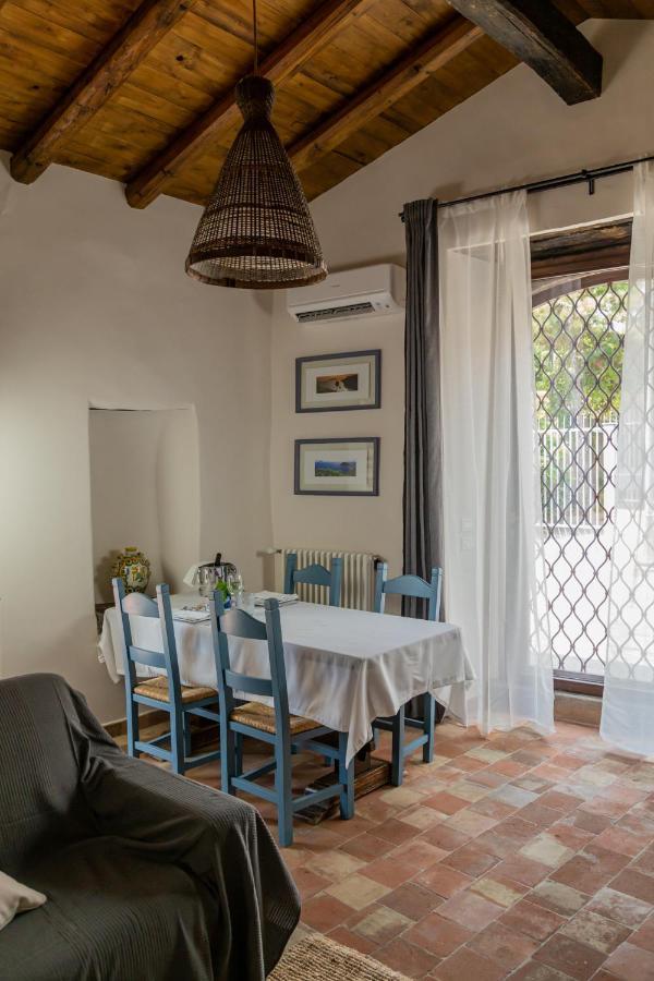La Cantina Villa Di Campagna 阿奇雷亚莱 外观 照片